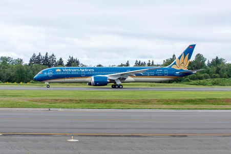 Boeing 787-9 Dreamliner đầu tiên của Vietnam Airlines bay thử thành công ảnh 1